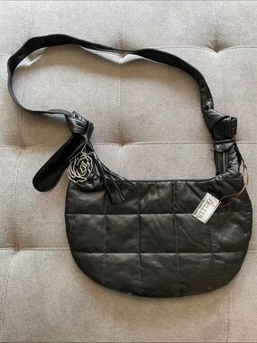 Gaya black shoulder bag (new).